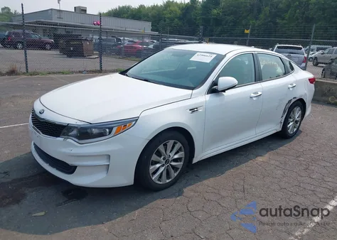 2018 Kia Optima Lx z USA, uszkodzony, nr VIN 5XXGT4L32JG261665